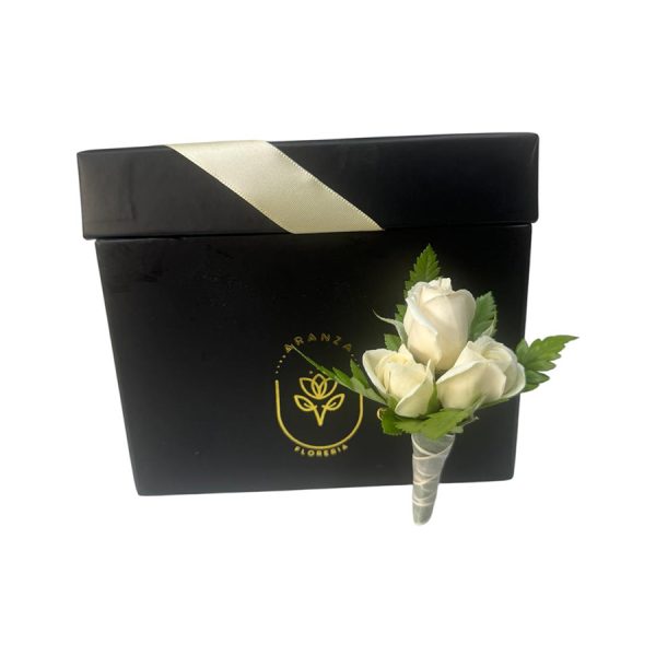 Corsage Mini Rosas Blancas